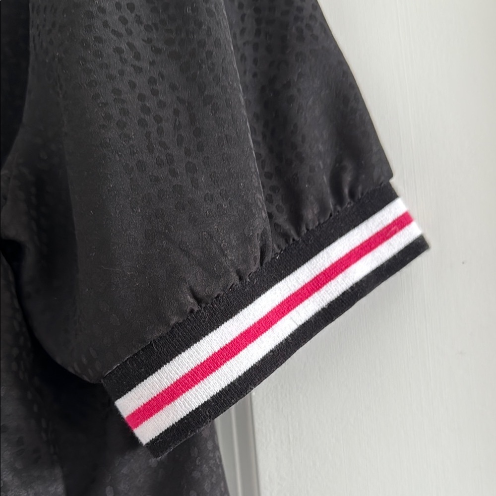 Textured Logo Trim Ringer Tee In Black - Picture 5 of 5